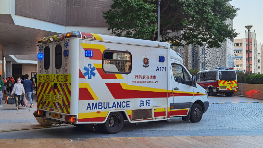 Trei morți și alte 15 persoane rănite într-un atac cu cuțitul la un supermarket din Shanghai