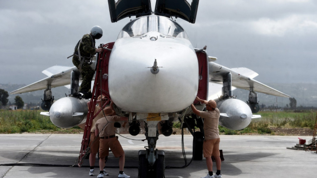 Forțele Aeriene Ucrainene au publicat un videoclip cu atacuri ale bombardierelor Su-24M