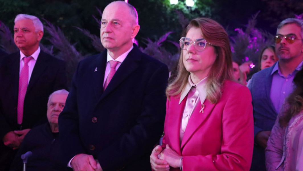 Fundatia Renasterea a primit o donatie de 14.200 euro