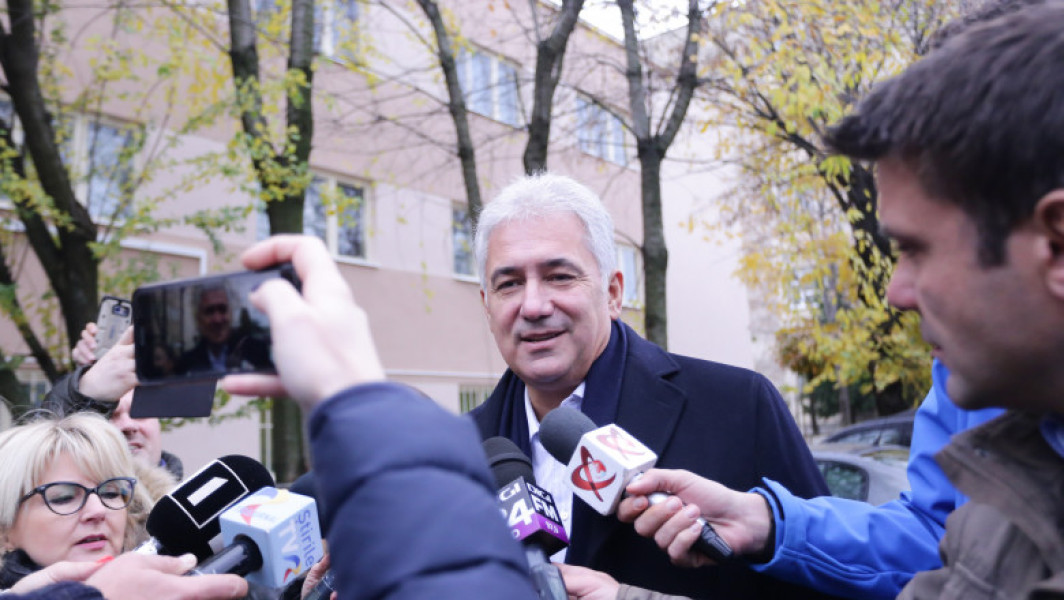 Bijuterii confiscate fostului ministru Adriean Videanu de autoritățile germane