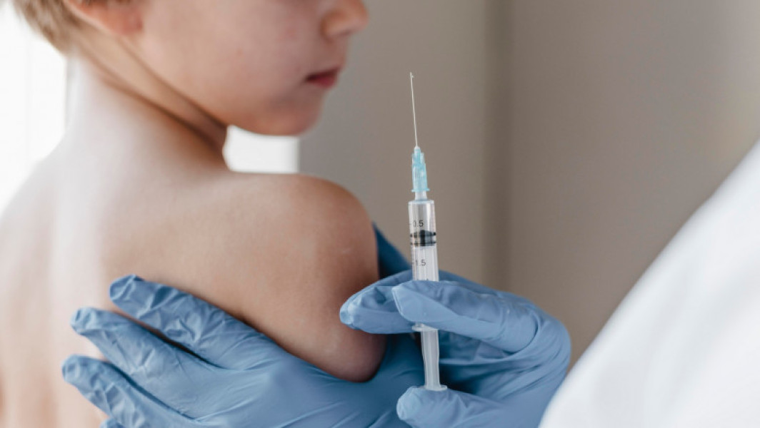 Medicii recomandă vaccinarea antigripală în România
