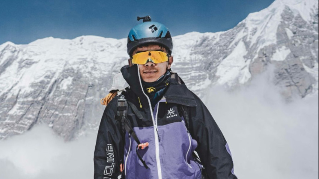 Un nepalez de 18 ani devine cel mai tânăr alpinist din istorie care a cucerit toate cele 14 vârfuri de peste 8.000 de metri