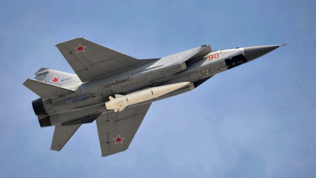 Avion de luptă rus MiG-31K, echipat cu rachete hipersonice, a sosit în Belarus