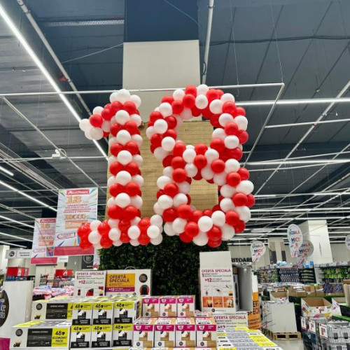 Auchan România își sărbătorește majoratul cu oferte aniversare