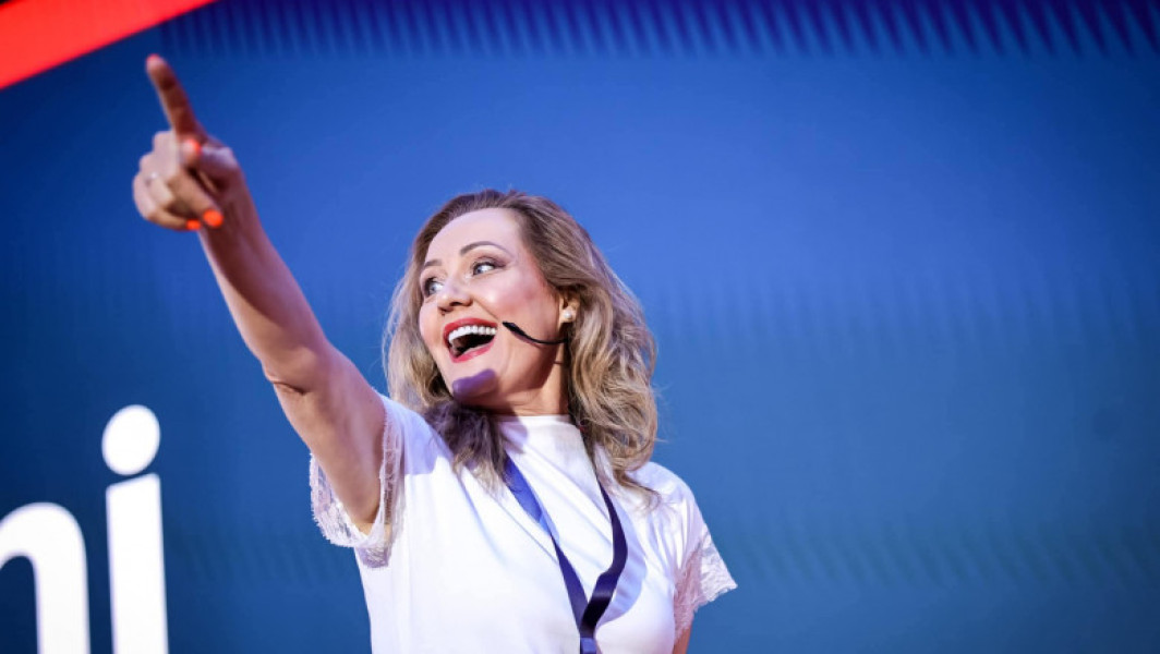 Elena Lasconi ar alege un premier dintre contracandidați