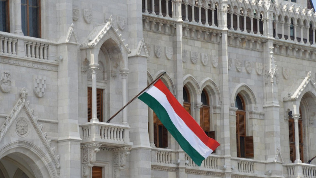 Presedintele Parlamentului Ungariei îl amendează pe liderul Opoziției cu 14 milioane de forinti