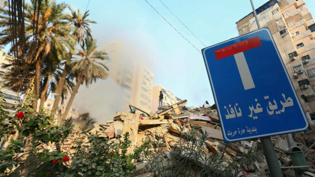 Israelul intensifică bombardamentele asupra Beirutului