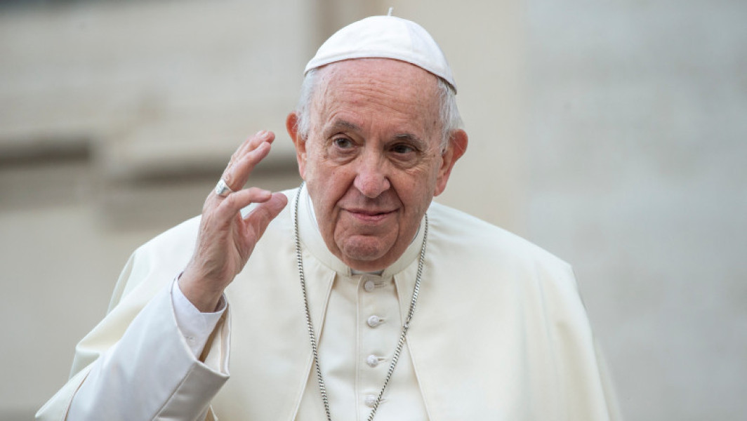 Papa Francisc lansează o autobiografie intitulată „Hope”