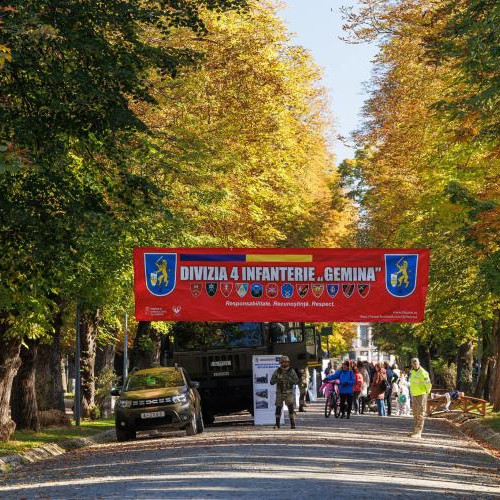 FOTO. Activități speciale dedicate Zilei Armatei Române în Parcul Central din Cluj-Napoca