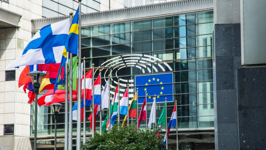 Parlamentul European a aprobat un împrumut de până la 35 de miliarde de euro pentru Ucraina