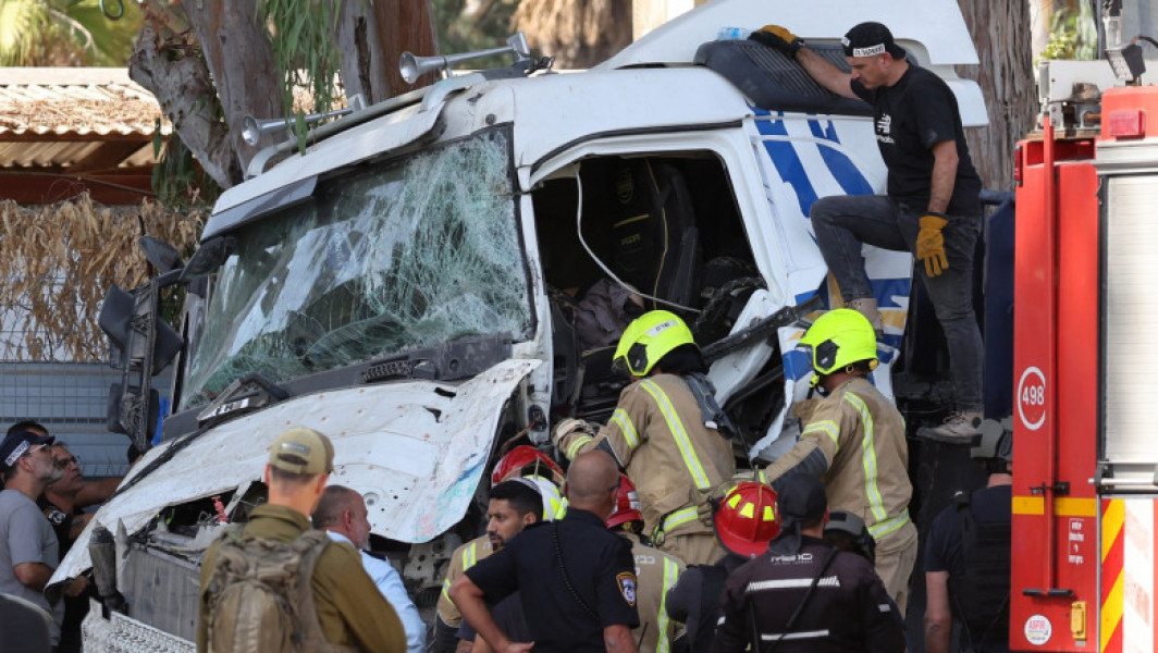 Zeci de răniți într-un incident cu un camion la Ramat Hasharon