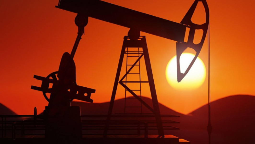 Prețul petrolului scade după atacurile Israelului asupra Iranului