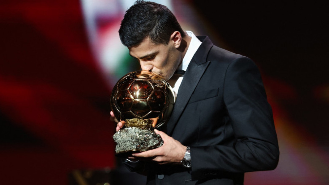 Rodri câștigă Balonul de Aur 2024