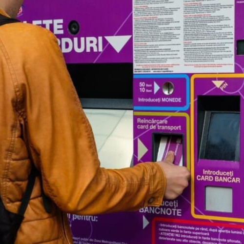 Studenții UMF Cluj beneficiază de abonamente gratuite pentru transportul în comun