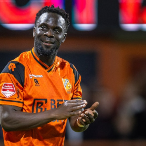 Elvis Manu, fotbalist olandez, implicat într-un scandal de droguri