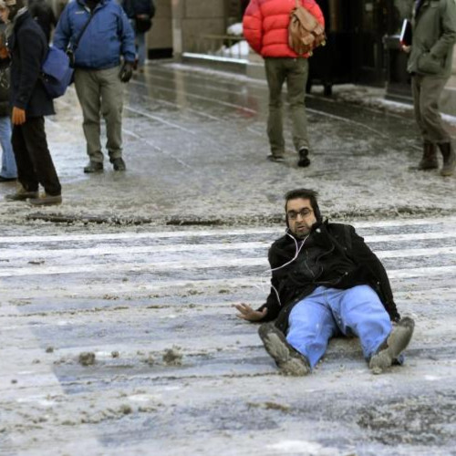 Fenomen meteorologic transformă Cluj-Napoca într-un patinoar