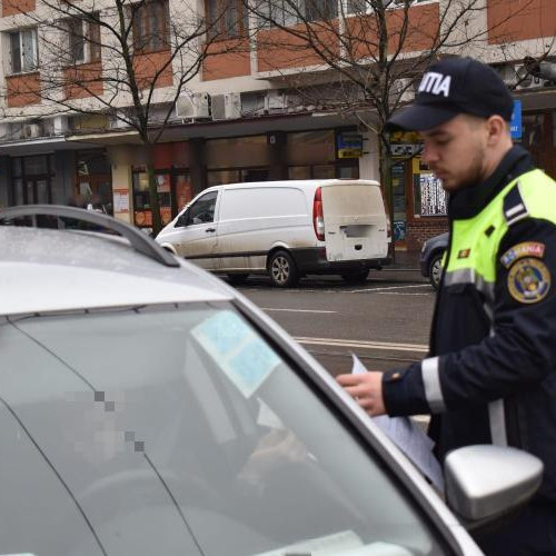 Peste 800 de șoferi amendați în timpul vacanței de iarnă de către polițiștii clujeni