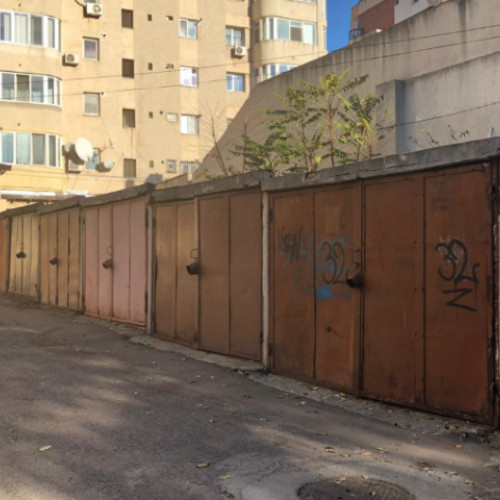 Vecin deranjat de zgomotul garajelor din Cluj-Napoca