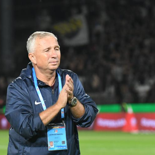 Dan Petrescu, pregătit pentru un meci dificil împotriva UTA Arad