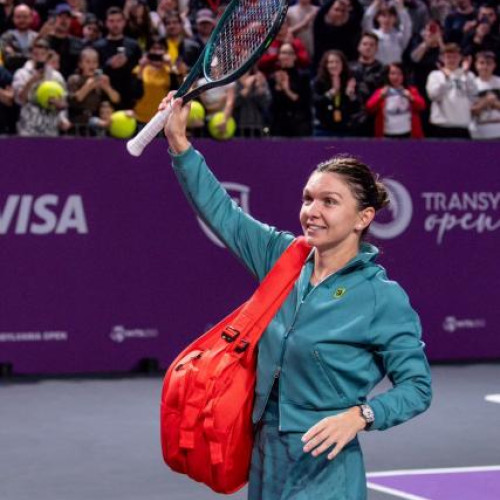 Simona Halep părăsește România după retragerea de la Cluj