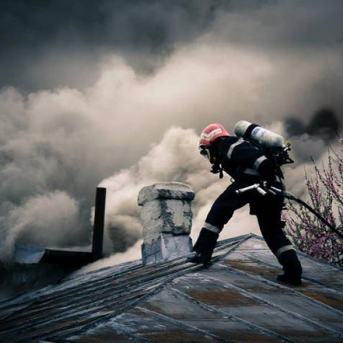 Incendiu la o casă din comuna Apahida, fără victime