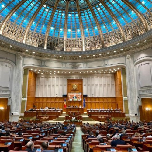 Parlamentul respinge moțiunea de cenzură inițiată de AUR, S.O.S. România și POT