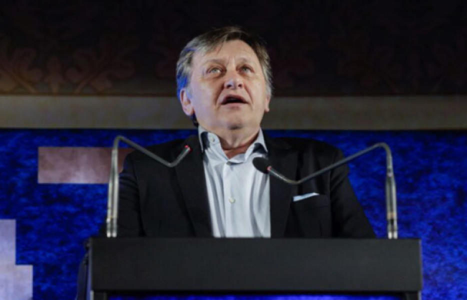 Cristi Danilet îl critică dur pe Crin Antonescu