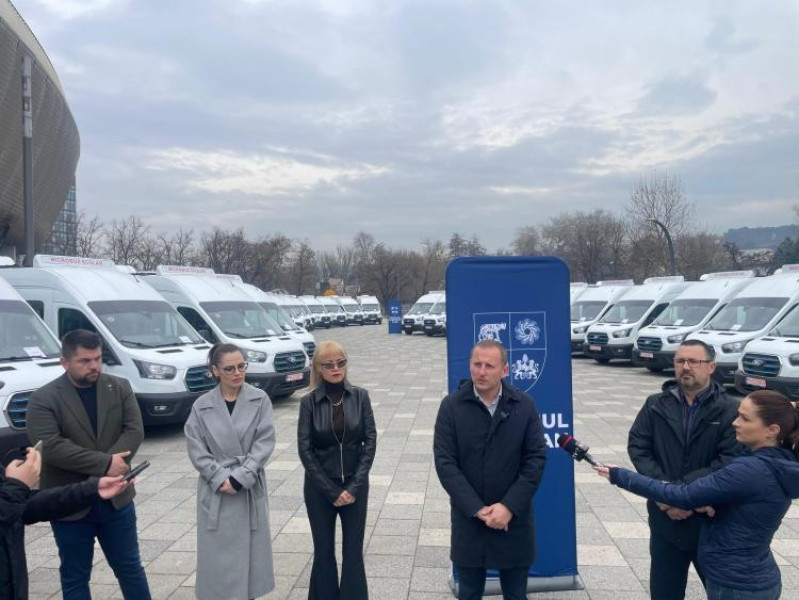 Microbuze electrice pentru transportul elevilor la Cluj