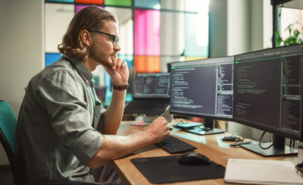 Oportunitate pentru programatori în Cluj: Cross Media Corporation caută Senior PHP Backend Developeri