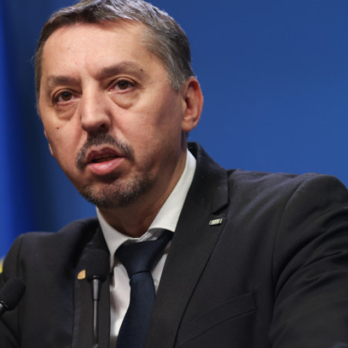 Ministrul Educației anunță interdicția cursurilor în trei schimburi din 2025