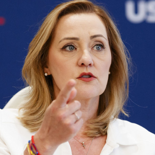 Liderii USR decid să retragă sprijinul pentru Elena Lasconi