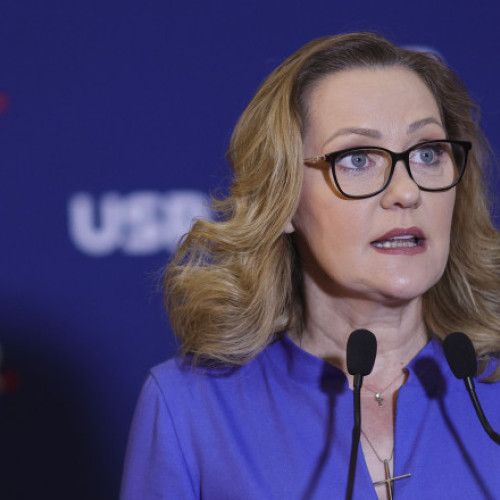 Elena Lasconi, candidat la președinție, susține că nu este „de vânzare”
