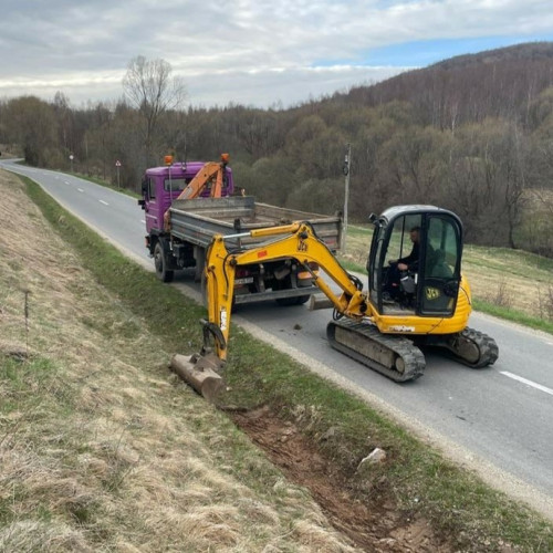 Lucrări de întreținere pe drumuri județene în zona de munte Cluj