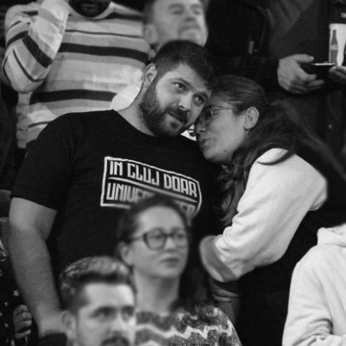 Licitatie pentru un fular al grupării black devils 2006 în memoria lui costin pascalau