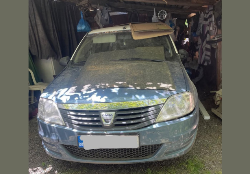 anunț de licitație pentru autoturismul dacia logan de la ANAF. potrivit anunțului făcut de Direcția Generală Regională a Finanțelor Publice Cluj-Napoca, la cererea Administrației Județene a Finanțelor Publice Cluj, s-a stabilit vânzarea unui autoturism fabricat în 2010, motorizare pe benzină, cu o putere de 55 KW și 75 CP. Mașina are o capacitate cilindrică de 1.390 cmc și prețul de start al licitației este de 12.860 de lei.
