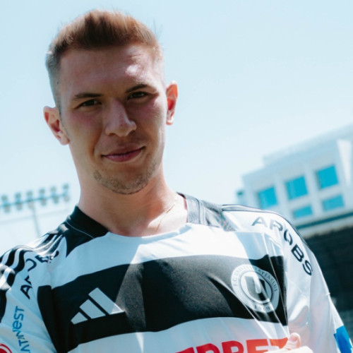 Tânărul fotbalist Andrei Gheorghita, imprumutat de la FCSB, a avut un moment important în meciul Universitatea Cluj împotriva Farul Constanța. La doar patru minute după ce a intrat pe teren îmbrăcat cu tricoul alb-negru, Gheorghita a oferit pasa decisivă pentru golul victoriei marcat de Mikanovic.