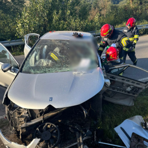 Accident rutier pe drumul dintre Vultureni și Răscruci, intervenție a pompierilor din Cluj-Napoca