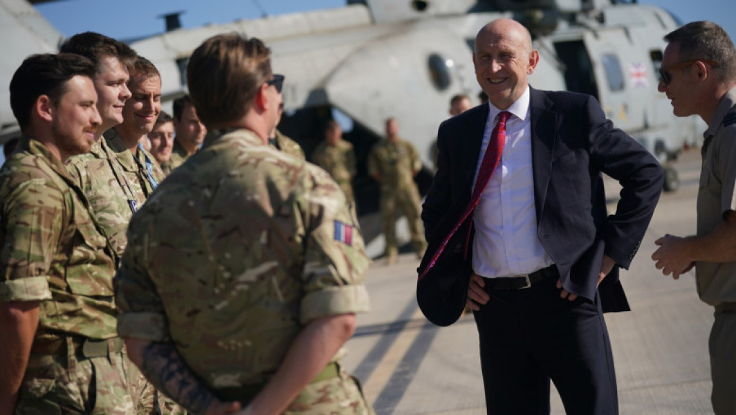 Secretarul britanic al Apărării vizitează Kiev