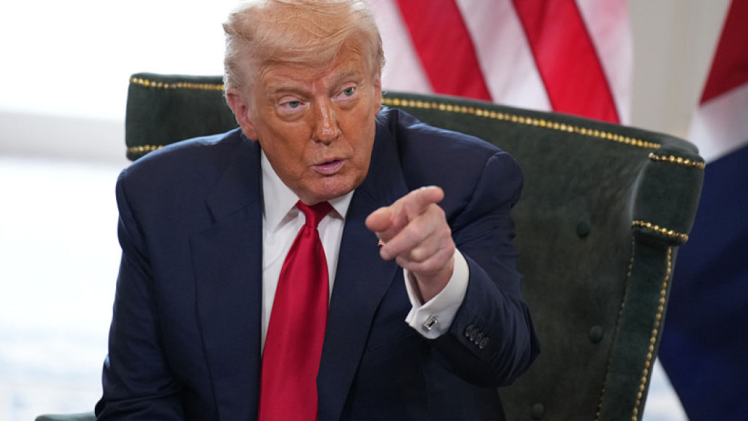 Trump avertizează Venezuela: avioanele venezuelene ar putea survola navele americane