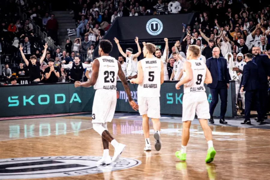 U-Banca Transilvania Cluj învinge AEK Atena în presezon, în turneul Nurvil Autumn Cup