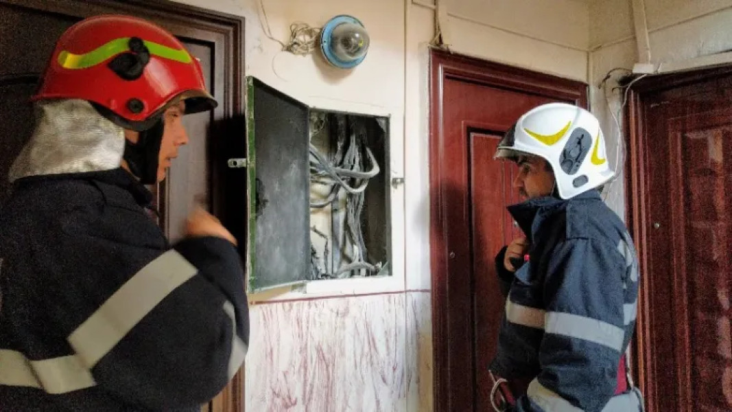 Incendiu la panoul electric al unui bloc din Calea Florești, Cluj-Napoca, stins rapid