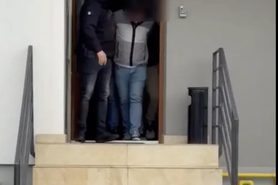 Polițiștii clujeni au prins un bărbat urmărit la nivel național și internațional
