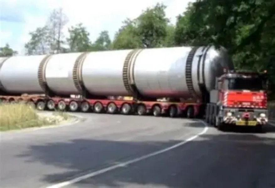 Două transporturi agabaritice de peste 100 de tone vor circula în județul Cluj