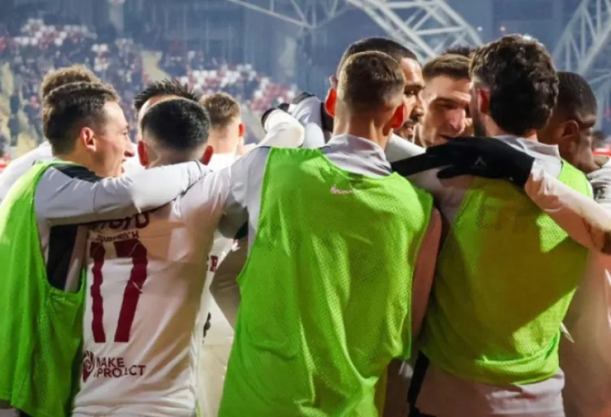 Adrian Mihalcea laudă CFR Cluj înaintea meciului cu UTA Arad