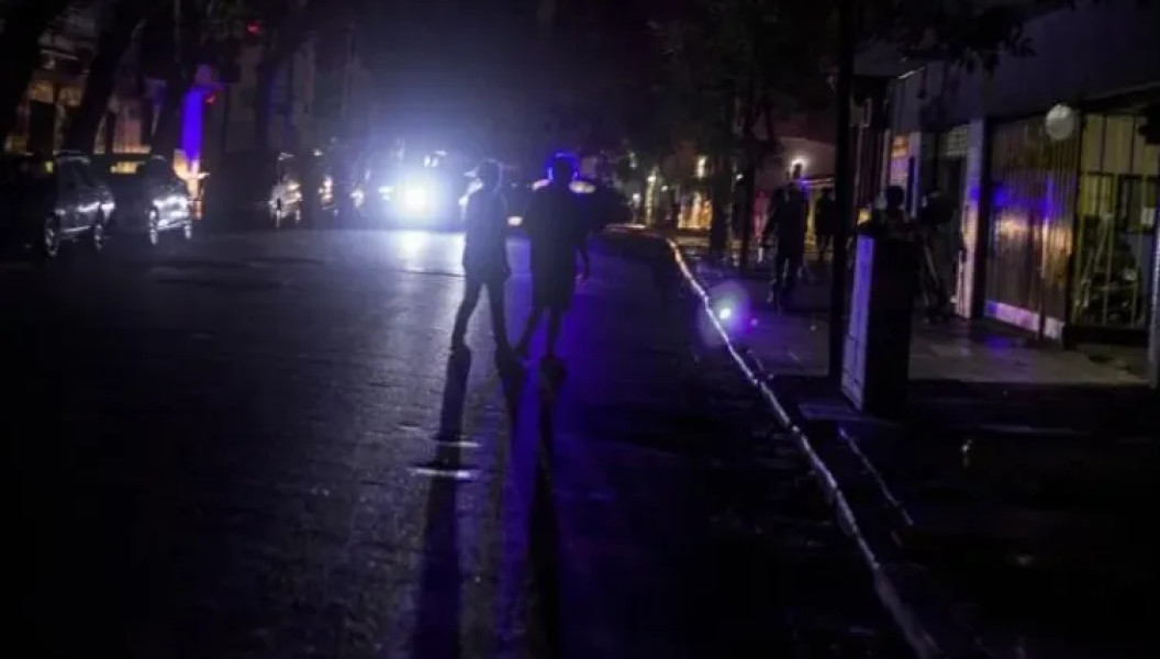 Probleme cu iluminatul public pe Calea Baciului și în parcul de pe strada Vânătorului din Cluj-Napoca