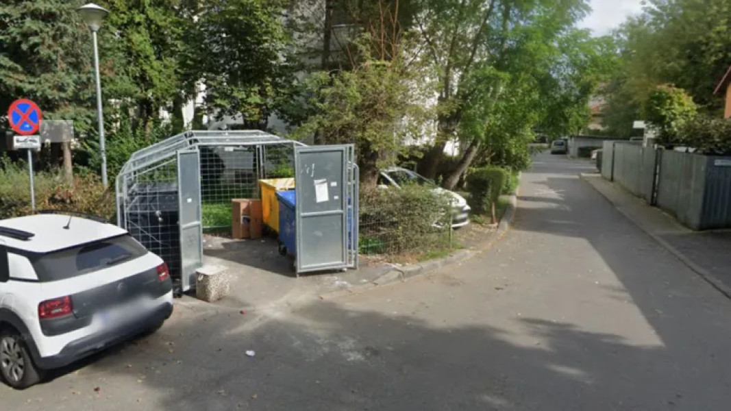Locuitorii de pe Aleea Rășinari cer măsuri după blocarea accesului pentru ambulanțe