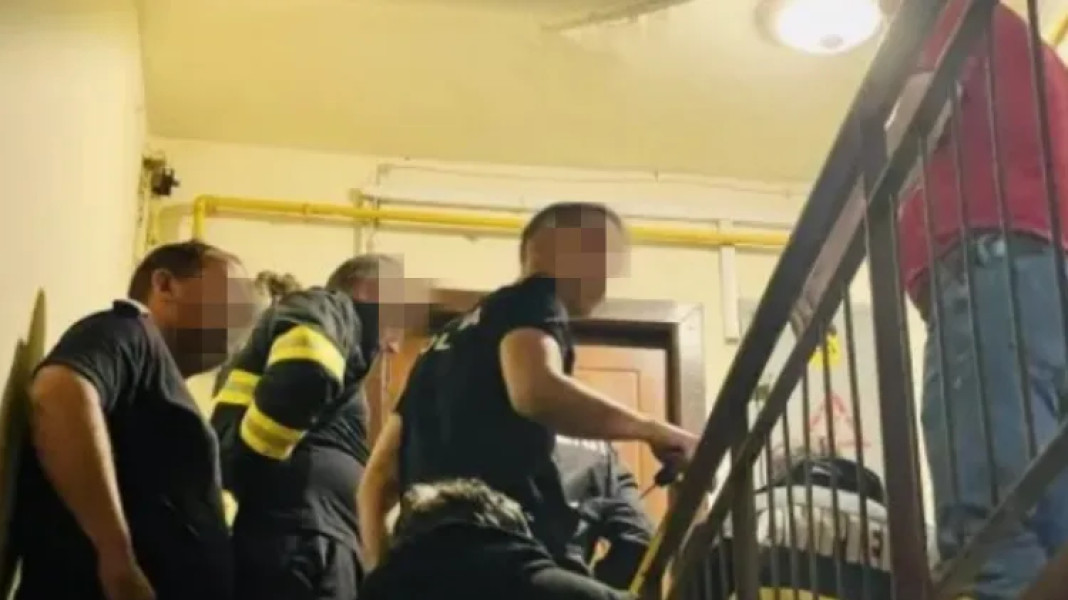 O femeie de 57 de ani găsită decedată într-un apartament din Cluj-Napoca