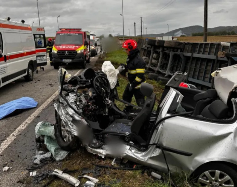 Două persoane și-au pierdut viața în accident rutier grav la Câțcău, Cluj