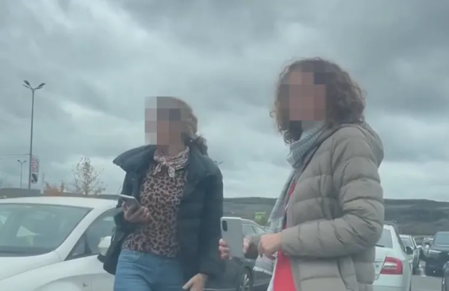 Conflict aprins între șofer și două femei pentru un loc de parcare la Vivo Cluj