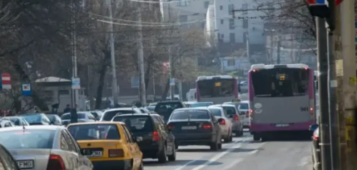 Traficul din zona Andrei Mureșanu – Calea Turzii devine tot mai aglomerat dimineața